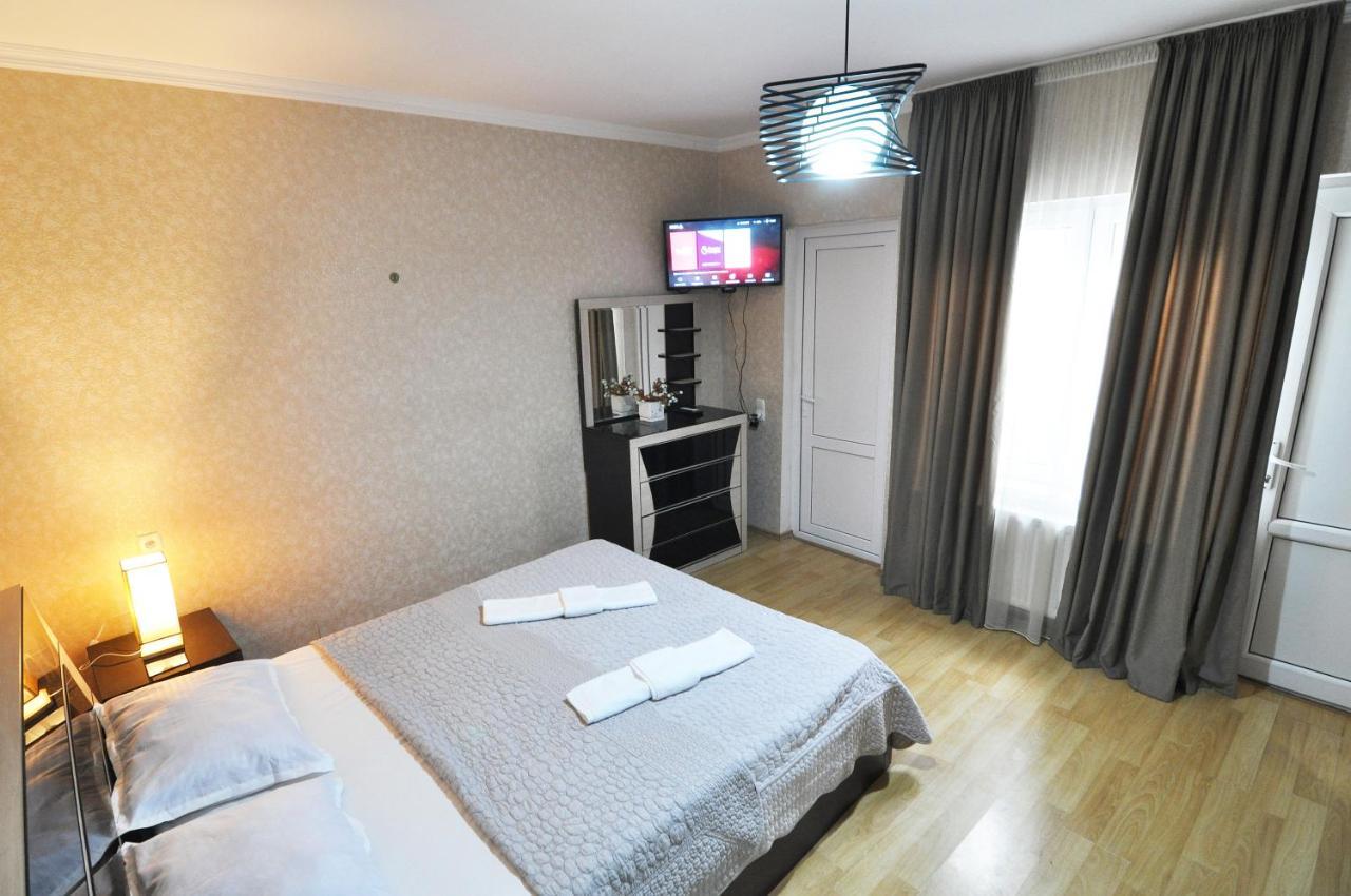 Guesthouse Family Tbilisi Exterior photo
