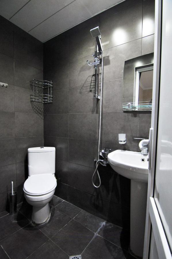 Guesthouse Family Tbilisi Exterior photo