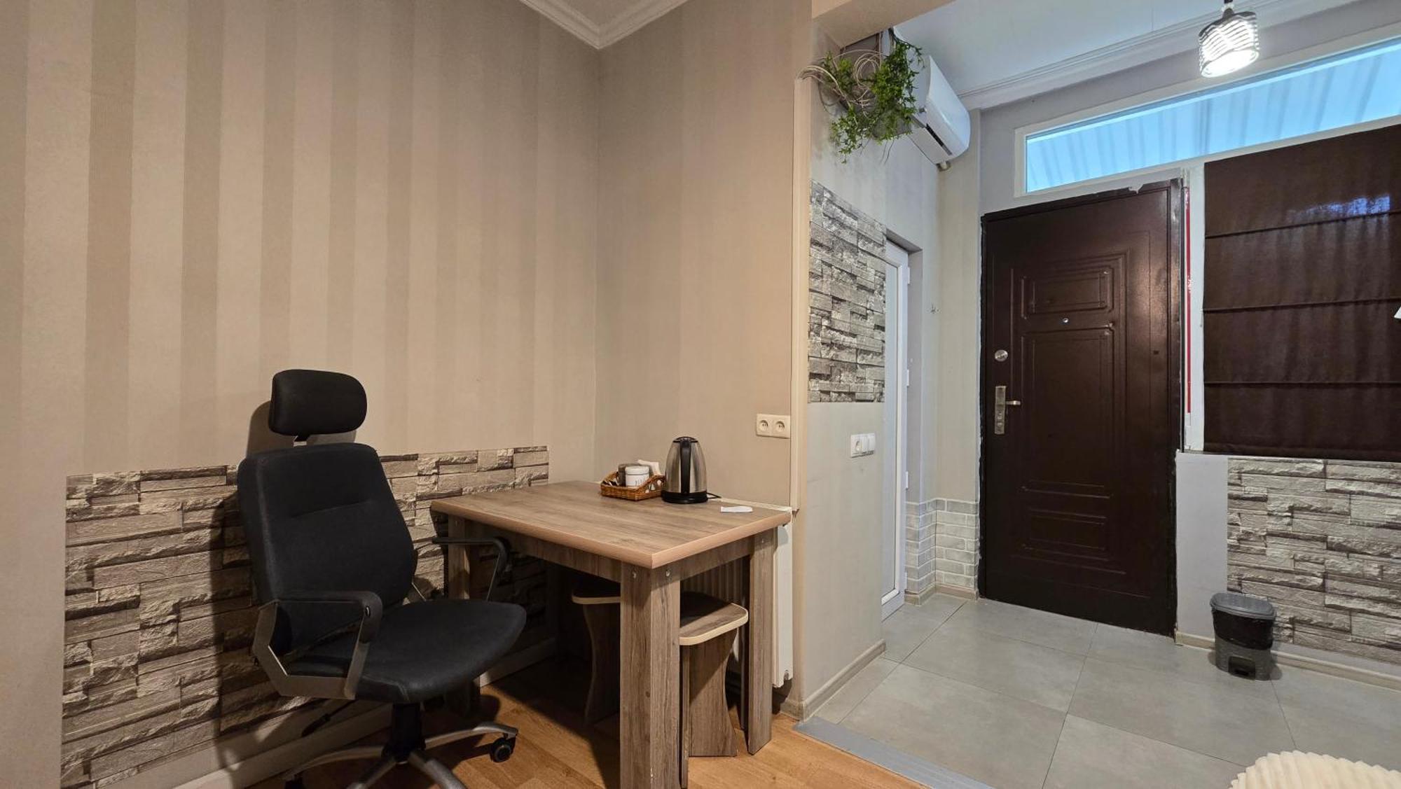 Guesthouse Family Tbilisi Exterior photo